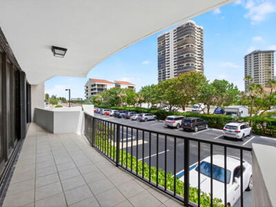 4200 N Ocean Drive, Singer Island, FL 33404