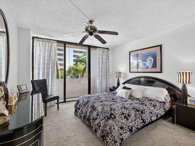 4200 N Ocean Drive, Singer Island, FL 33404