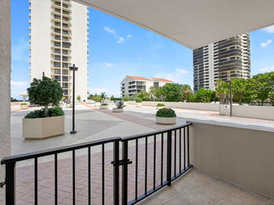 4200 N Ocean Drive, Singer Island, FL 33404