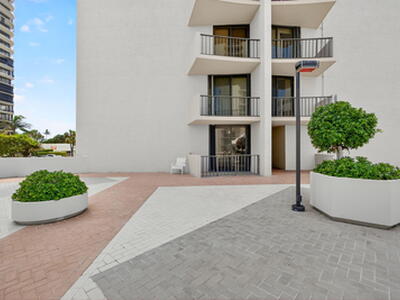 4200 N Ocean Drive, Singer Island, FL 33404