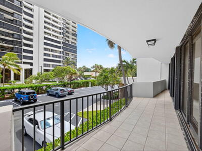 4200 N Ocean Drive, Singer Island, FL 33404