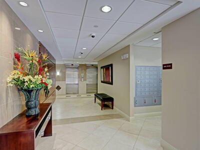 4200 N Ocean Drive, Singer Island, FL 33404