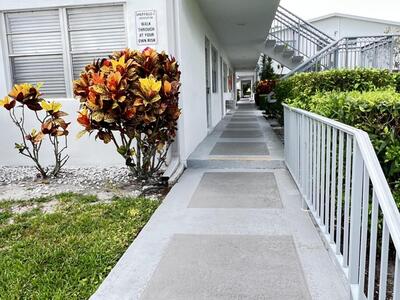 133 Sheffield F, West Palm Beach, FL 33417