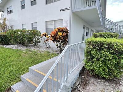 133 Sheffield F, West Palm Beach, FL 33417
