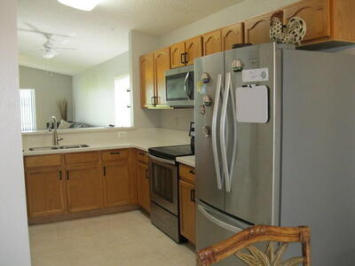 816 NW Greenwich Court, Port Saint Lucie, FL 34983