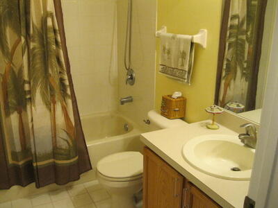 816 NW Greenwich Court, Port Saint Lucie, FL 34983