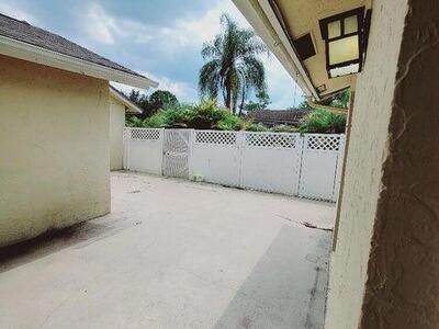 1461 Hawthorne Place