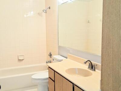 6221 62nd Way, West Palm Beach, FL 33409