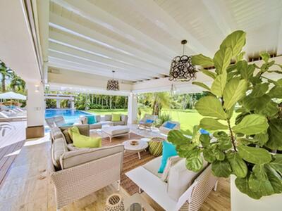 14 00, Casa de Campo, DR 22000