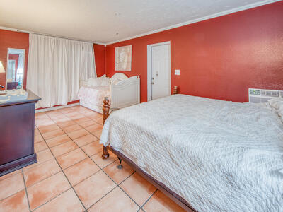 622 10th Avenue N, Lake Worth Beach, FL 33460