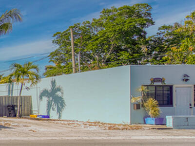 622 10th Avenue N, Lake Worth Beach, FL 33460