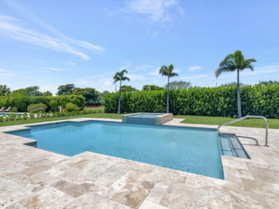 902 Foxpointe Circle, Delray Beach, FL 33445