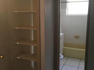 121 SE Bonita Court, Port Saint Lucie, FL 34983