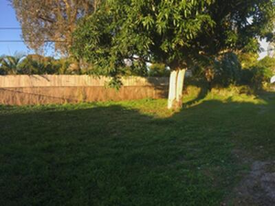 121 SE Bonita Court, Port Saint Lucie, FL 34983