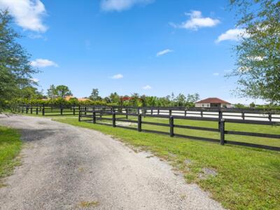 2440 Buck Ridge Trail, Loxahatchee, FL 33470