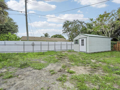 3401 F Avenue, Riviera Beach, FL 33404