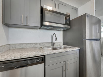 3401 F Avenue, Riviera Beach, FL 33404