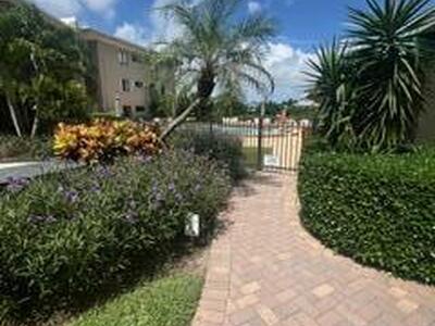 3605 S Ocean Boulevard, South Palm Beach, FL 33480