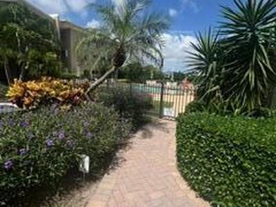 3605 S Ocean Boulevard, South Palm Beach, FL 33480