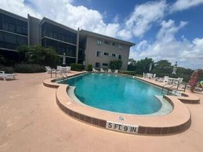 3605 S Ocean Boulevard, South Palm Beach, FL 33480