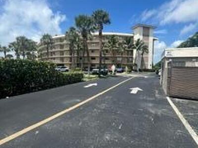 3605 S Ocean Boulevard, South Palm Beach, FL 33480