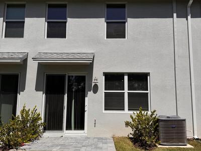 496 Salisbury Circle, Fort Pierce, FL 34982