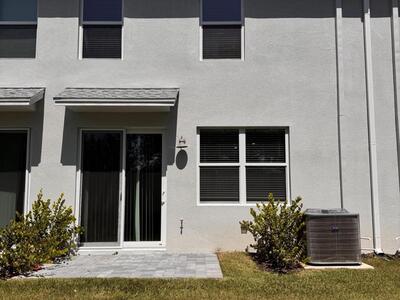 496 Salisbury Circle, Fort Pierce, FL 34982