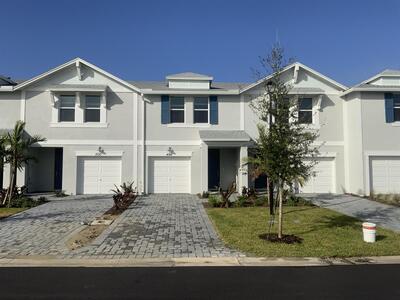 496 Salisbury Circle, Fort Pierce, FL 34982