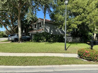 10366 Buena Ventura Drive, Boca Raton, FL 33498