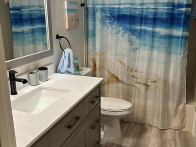 7260 Kinghurst Drive, Delray Beach, FL 33446