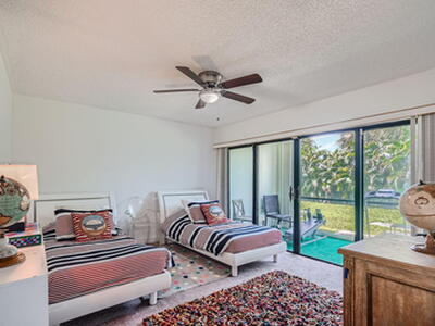 1705 Presidential Way, West Palm Beach, FL 33401