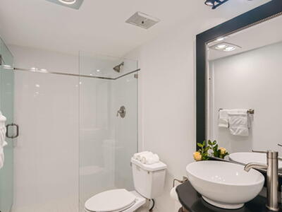 1705 Presidential Way, West Palm Beach, FL 33401