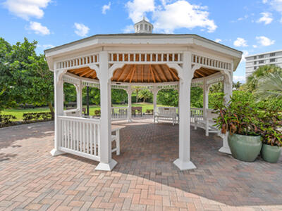 840 Ocean Drive, Juno Beach, FL 33408