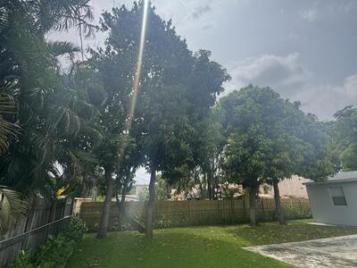 721 Nathan Hale Road, West Palm Beach, FL 33405