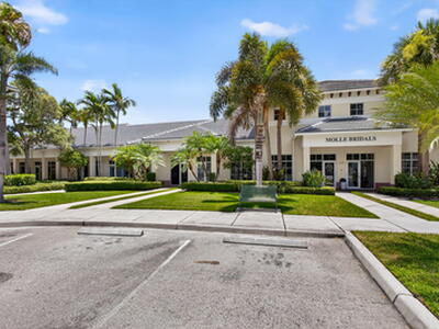 3307 Northlake Boulevard, Palm Beach Gardens, FL 33403