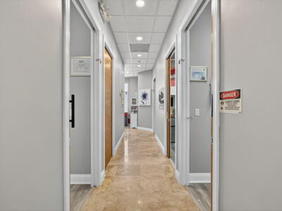 3307 Northlake Boulevard, Palm Beach Gardens, FL 33403