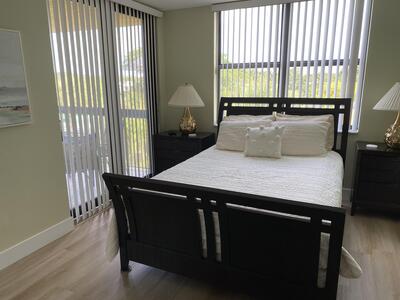 600 Egret Circle, Delray Beach, FL 33444