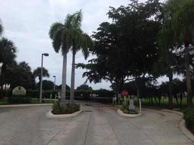 407 Meadows Circle, Boynton Beach, FL 33436