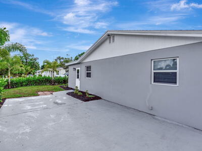 1125 Stillwater Drive, Jupiter, FL 33458