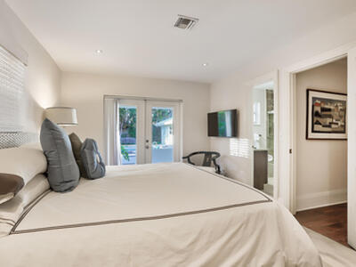 835 Canary Walk, Delray Beach, FL 33483