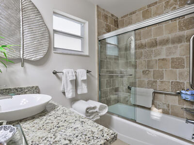 835 Canary Walk, Delray Beach, FL 33483