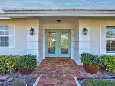 835 Canary Walk, Delray Beach, FL 33483