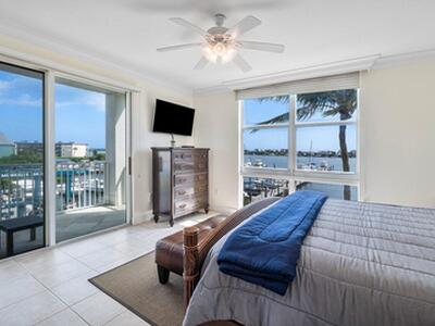 806 E Windward 301 Way, Lantana, FL 33462