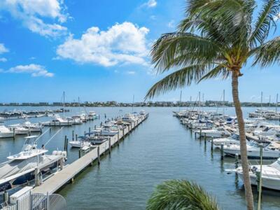 806 E Windward 301 Way, Lantana, FL 33462