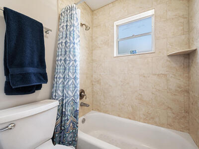 801 Hummingbird Way, North Palm Beach, FL 33408