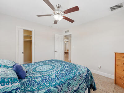 801 Hummingbird Way, North Palm Beach, FL 33408