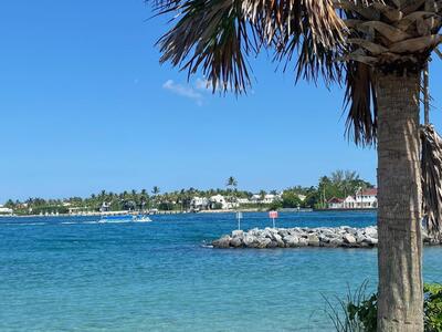 801 Hummingbird Way, North Palm Beach, FL 33408