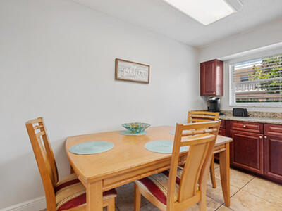 801 Hummingbird Way, North Palm Beach, FL 33408