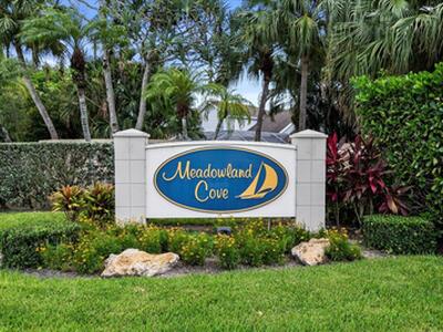 1560 Yachtman Place, Wellington, FL 33414