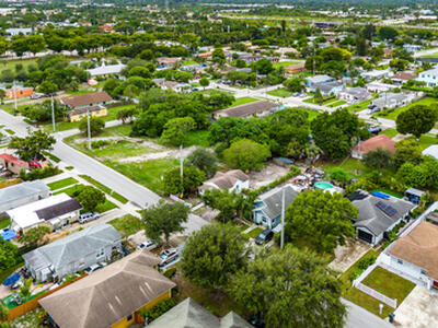 114 NW 10th Avenue, Delray Beach, FL 33444